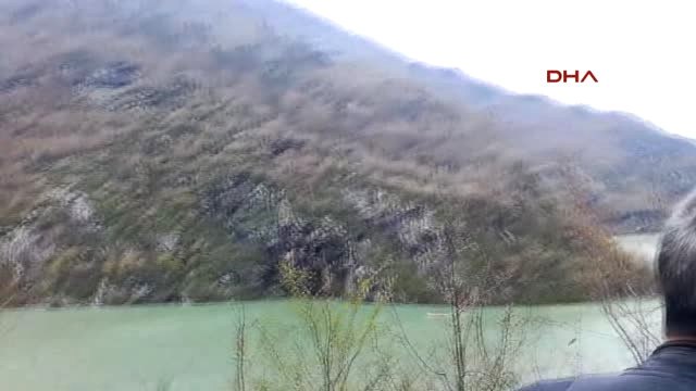 Artvin-Tekne, Baraj Gölünde Alabora Oldu 1 Kayıp 1 Yaralı