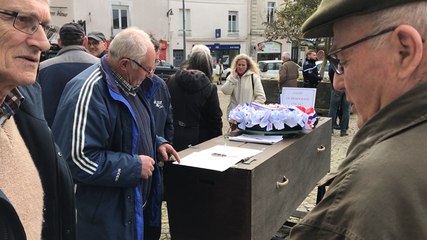 NDDL : Collecte de cartes d'électeurs pour protester contre le déni de démocratie