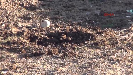 Hakkari Yüksekova'da Bulduğu Cisim Elinde Patlayan Çocuk Ağır Yaralandı