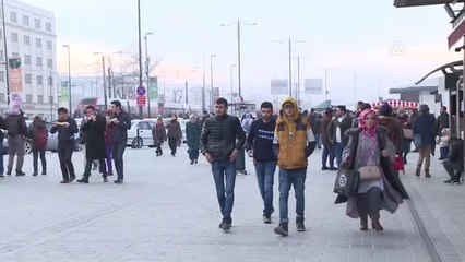İstanbul Boğazı'nda Sis - Marmaray'ın Sirkeci Girişinde Yoğunluk Yaşandı