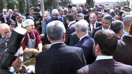 Bakan Fakıbaba, 'Özelleştirilen şeker fabrikaları kotayı dolduramazsa geri alınacak'