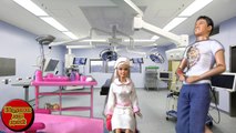 Медсестра Рута и Нахальный пациент, доктор Кевин, Мультик с куклами для девчонок, Играем вместе