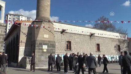 Özhaseki: "Çukurlar Kazdılar, Allah'a Hamdolsun Katiller Sürüsünü O Topraklara Gömdük"