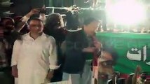 Gujrat Shoe hurled at Imran Khan but hits Aleem Khan