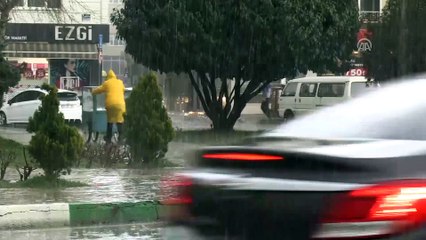 Sağanak hayatı olumsuz etkiledi - KIRKLARELİ