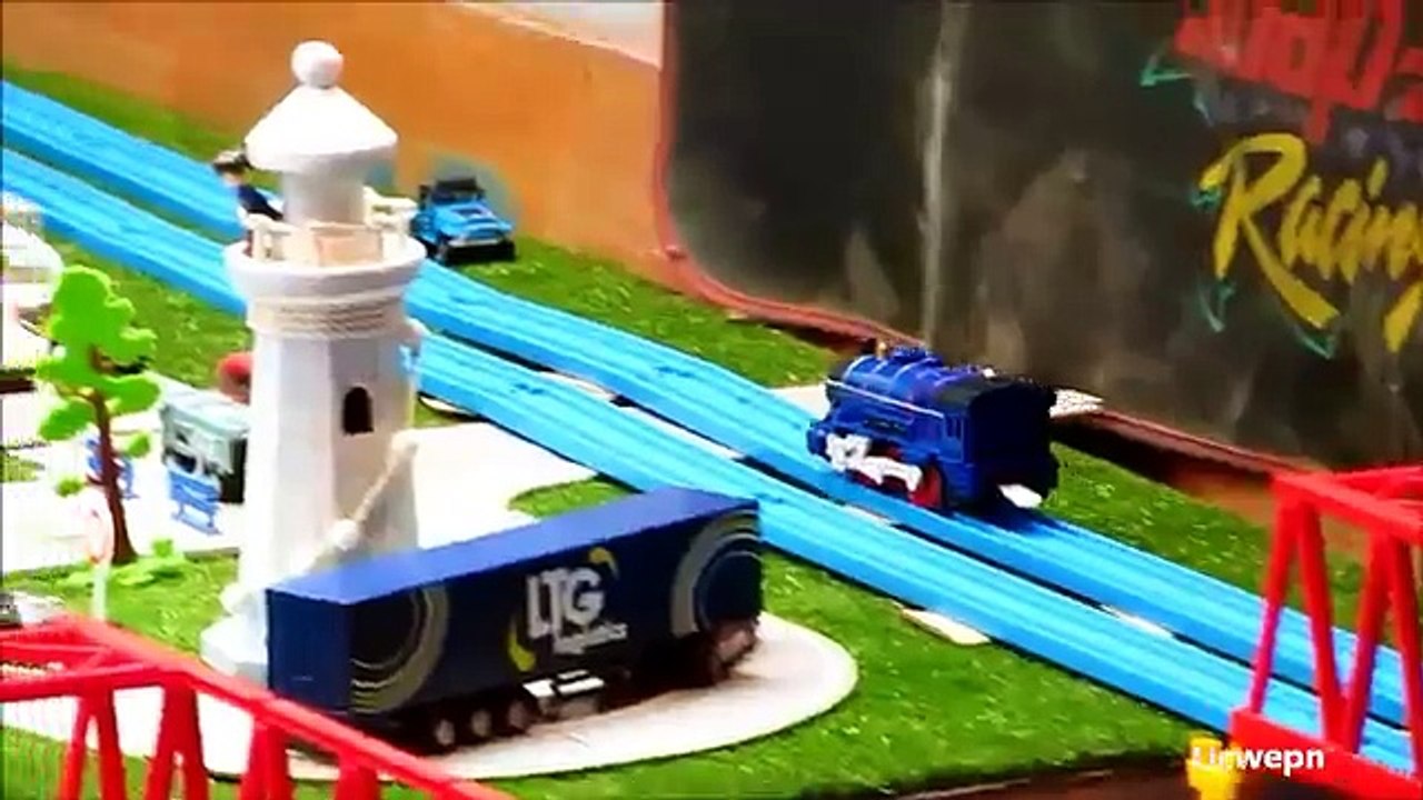 *ALL NEW* new Trackmaster Hank (prototype?) review and first run!!