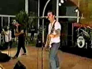 L.A. Pool Party: Green Day - Welcome To Paradise