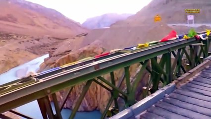 САМЫЕ ОПАСНЫЕ И ЭКСТРЕМАЛЬНЫЕ ДОРОГИ В МИРЕ, СНЯТЫЕ НА ВИДЕО. Самые Страшные и Жуткие Дороги в Мире