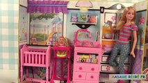 Barbie en français Baby Sitter Pédiatre Poupée Elsa