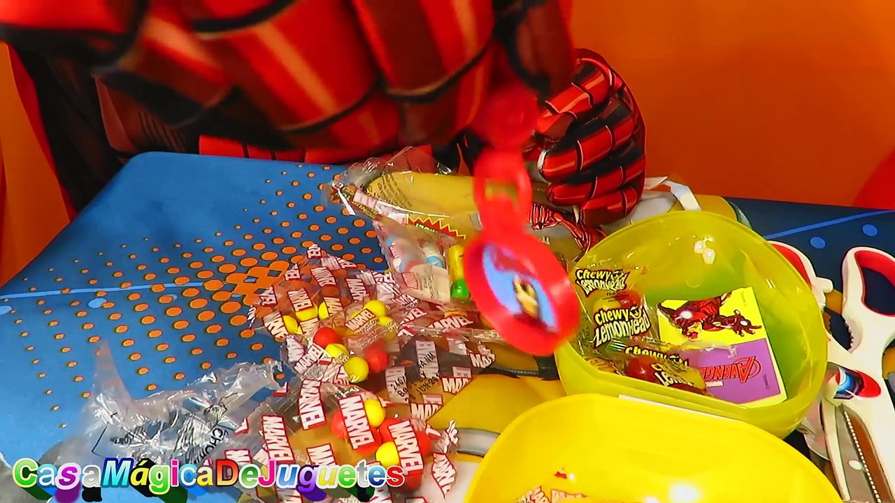 Huevo Mas Grande del Mundo de Iron Man y Capitan America con Hombre Araña y Dragon Balls