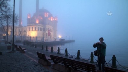 İstanbul güne yine sisle uyandı