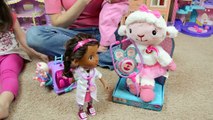 Doc McStuffins Hearts a Glow Lambie & Walk N Talk Doll by Kinder Playtime