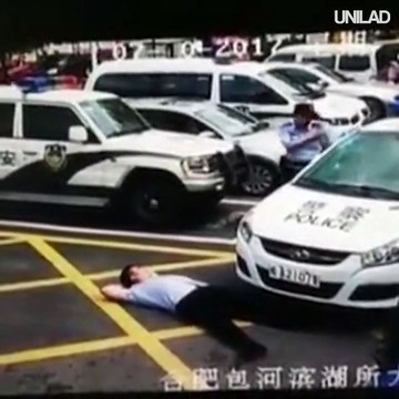 La mode en chine : se jeter sous les voitures - Arnaque à l'assurance