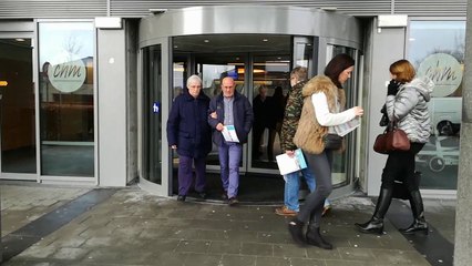 Une nouvelle porte rotative à l'entrée du CHM, à Mouscron