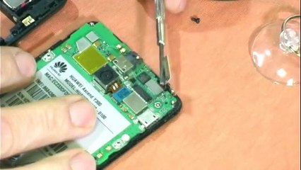 Cambio pantalla Huawei Ascend Y300