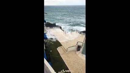 VIDEO: Las impresionantes imágenes que deja el oleaje anormal en  Rep Dominicana