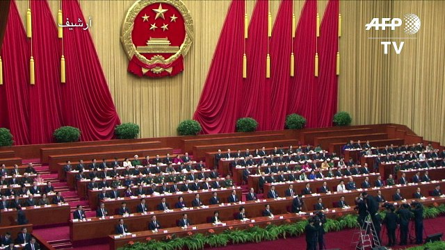 شي جينبينغ من حاكم يكافح الكسب غير المشروع الى رئيس مدى الحياة