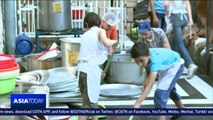 Damascus public kitchen helps hungry Syrians survive Ramadan