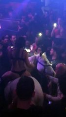 Un cheval amené dans un night club à Miami