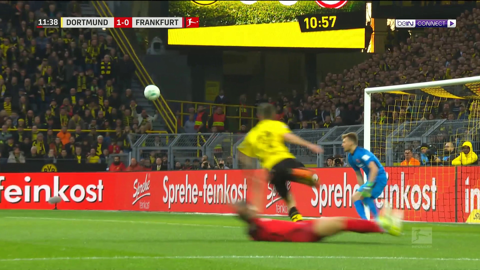 Dortmund 3 Frankfurt 2