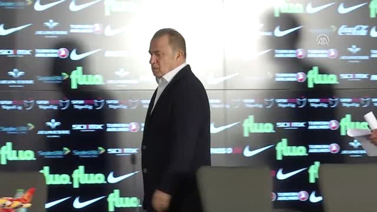 Fatih Terim: "Allah'a Şükür Kazasız Belasız 3 Puanı Aldık ve Lider Olarak Devam Ediyoruz"