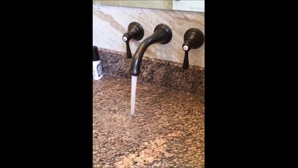 Cet évier va vous rendre fou... Mais où va l'eau???