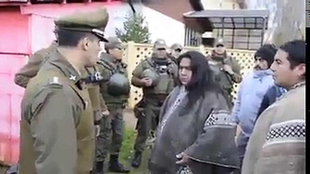 Simples Mapuches tratas de ladrones a Carabineros