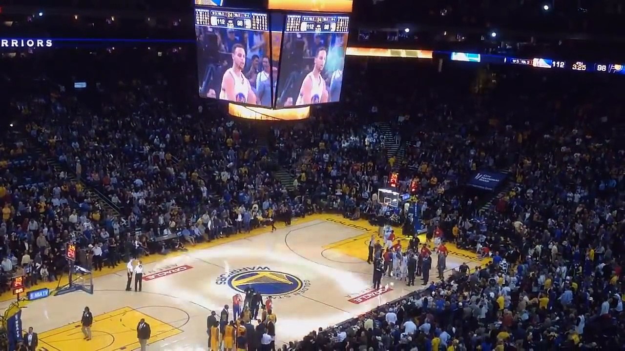 Basketball fans and atmosphere USA vs Europe