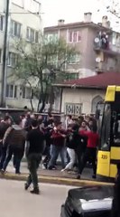 Suriyeliler halk otobüsüne saldırdı - BURSA