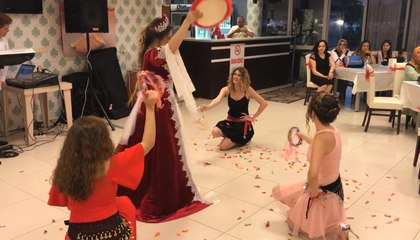 Tefli cezayir oyun havalı kına gecesi