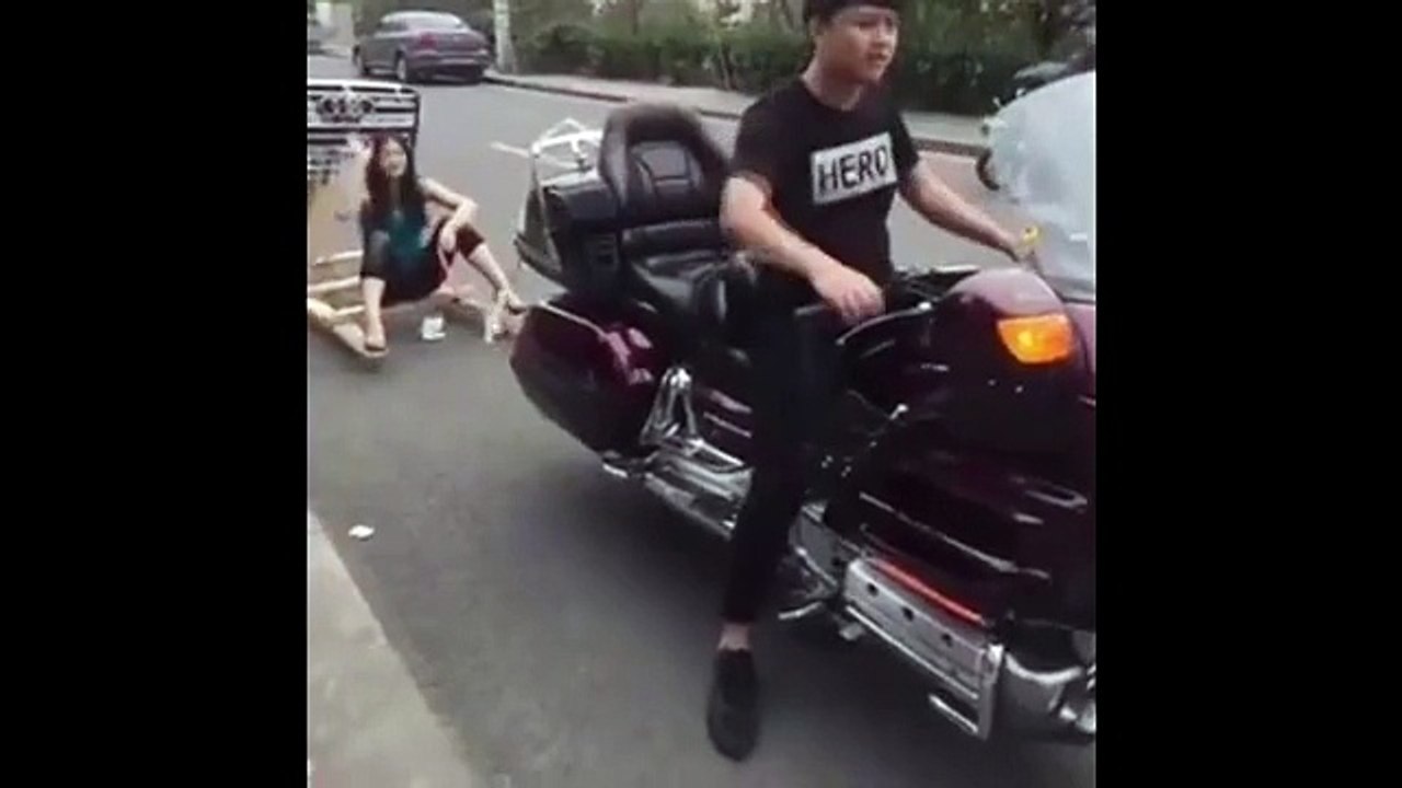 Hard hitting Kitten Slap