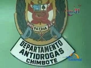 VENDÍA DROGA AL MENUDEO - CHIMBOTE