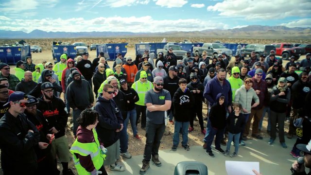 Republic Services Volunteers Clear 22.06 Tons of Trash in Mint 400 Race Cleanup