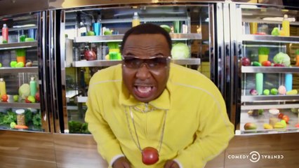 Exclusive - Roy Wood Jr. - Smoothie Song GÇô Uncensored