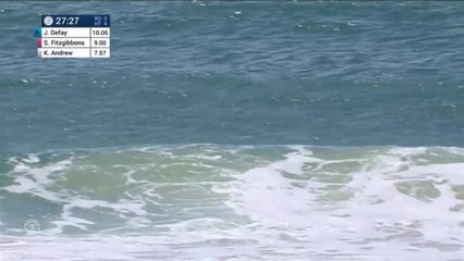 Adrénaline - Surf : Keely Andrew with an 8.17 Wave vs. S.Fitzgibbons, J.Defay