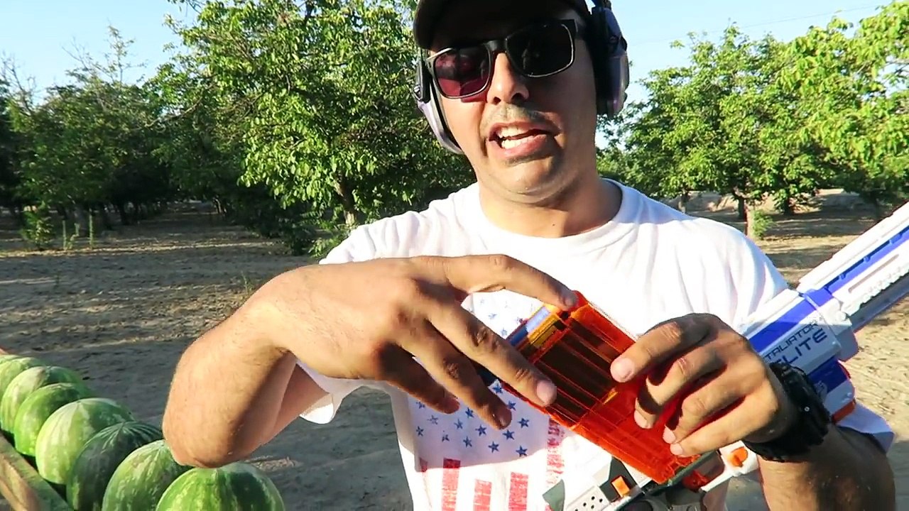 GLOCK 19 VS WATERMELON