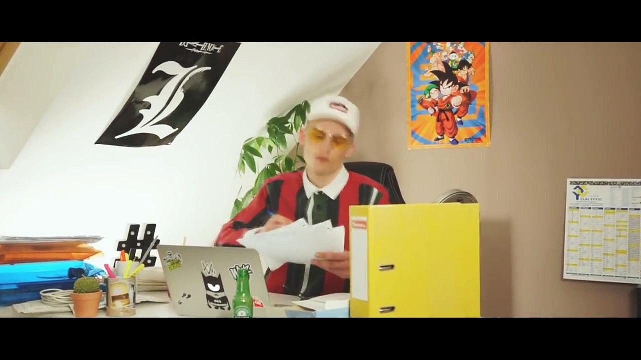 MON FRÈRE A PRIS UNE DÉCISION.