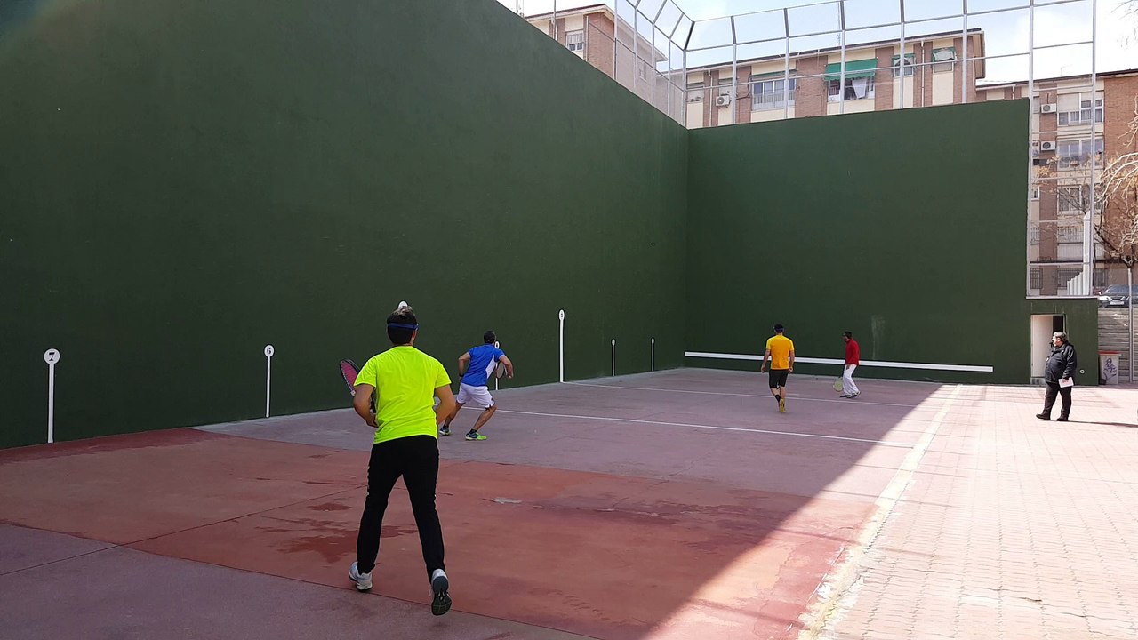Frontenis honor San Cristobal vs Alcalá set 1 de la 2ª partida