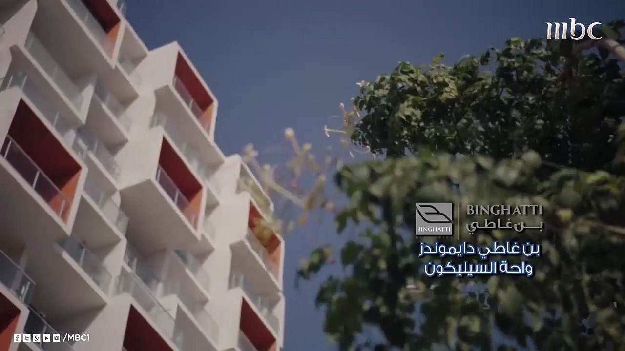 الأم لم تصدق شكل سكنها الجديد وهدية بن غاطي لها