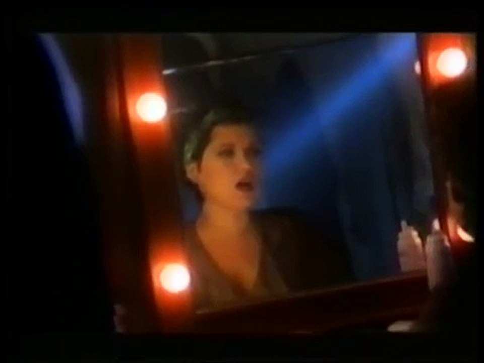 MARTHA DAVIS - Tell It To the Moon [music video]