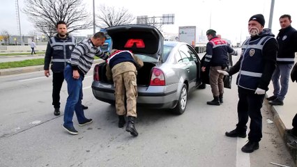 Jandarma ve polisten sınır kapısında ortak uygulama - EDİRNE