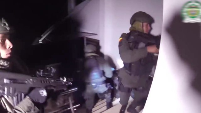 La police colombienne diffuse les images de l'arrestation d'un célèbre chef de cartel