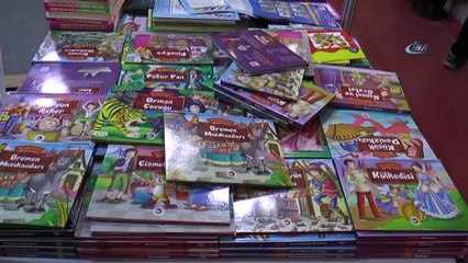 Kitap Günleri’ndeki Afrin Standı gelirleri şehit ev gazi yakınlarına gidecek