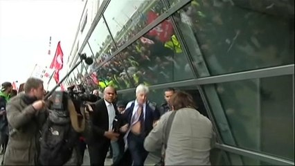 Air France çalışanları yeniden yargılanıyor