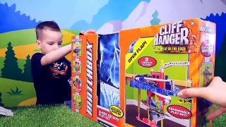 Matchbox Shark Escape Toy Playset reviews. Video for kids. Matchbox cars
