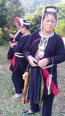 Vietnamese ethnic wedding a stroke of both costume and culture