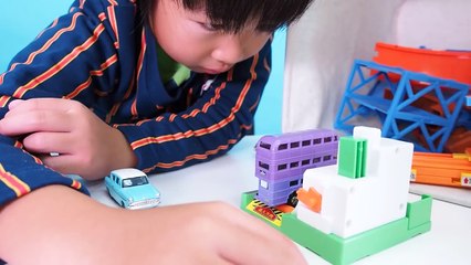 USJ限定ハリーポッターのトミカで遊びました【がっちゃん】