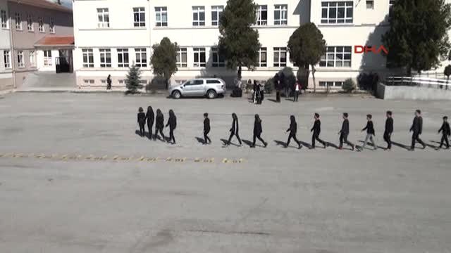 Çorum Ay Yıldız Temalı Koreografi İçin 1 Ay Çalıştılar