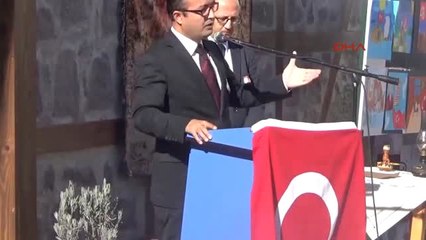 Descargar video: Çanakkale Mehmet Akif Ersoy, Çocukluğunun Geçtiği Evde Anıldı