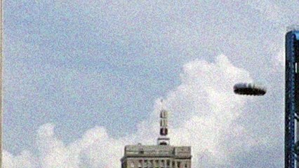 'Earth-sized UFO' Caught On Camera! UFO Videos 2018